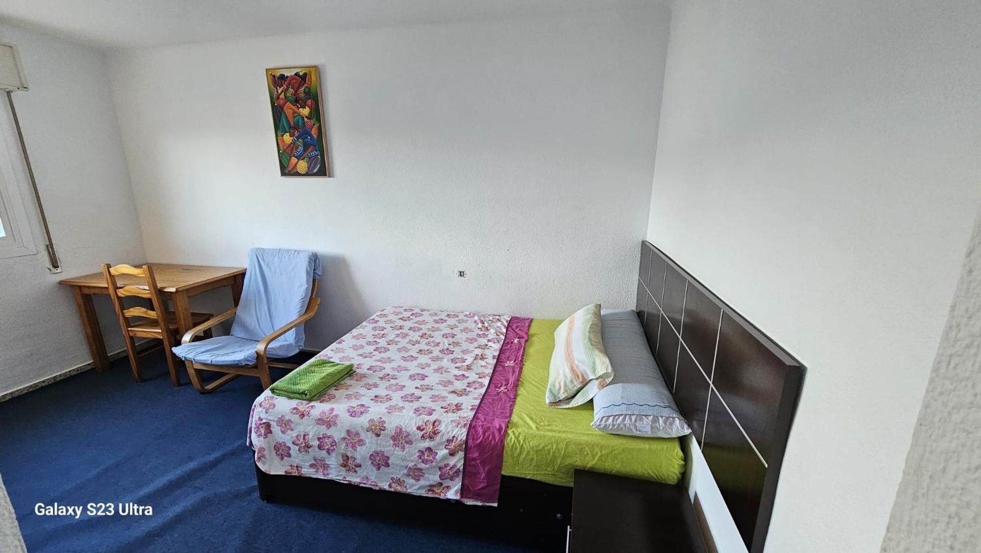 Habitacion Privada Centro Malaga Cerca Tren Maria Zambrano Y Playa Muy Buena Conexion Wifi Dış mekan fotoğraf