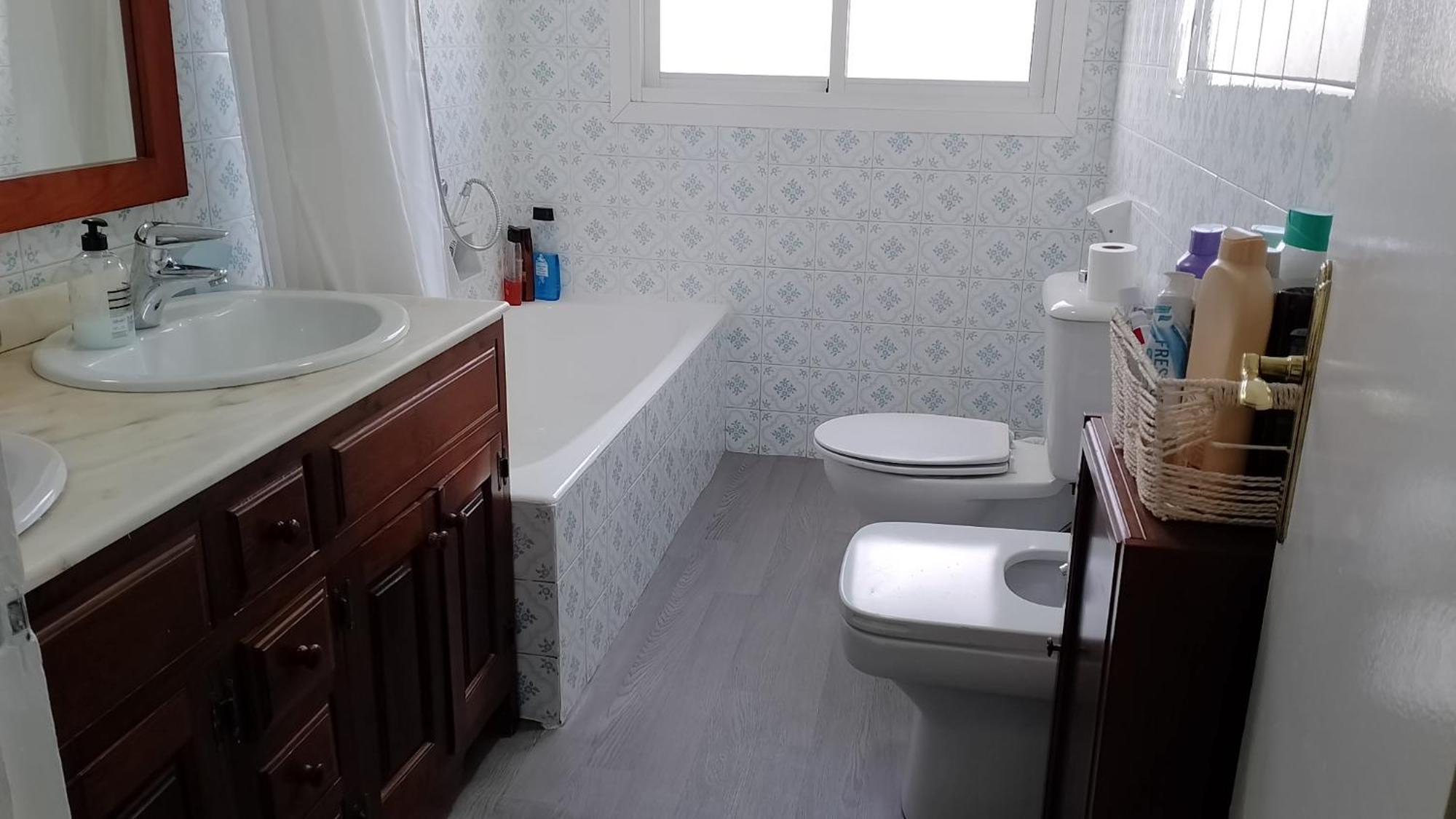 Habitacion Privada Centro Malaga Cerca Tren Maria Zambrano Y Playa Muy Buena Conexion Wifi Dış mekan fotoğraf