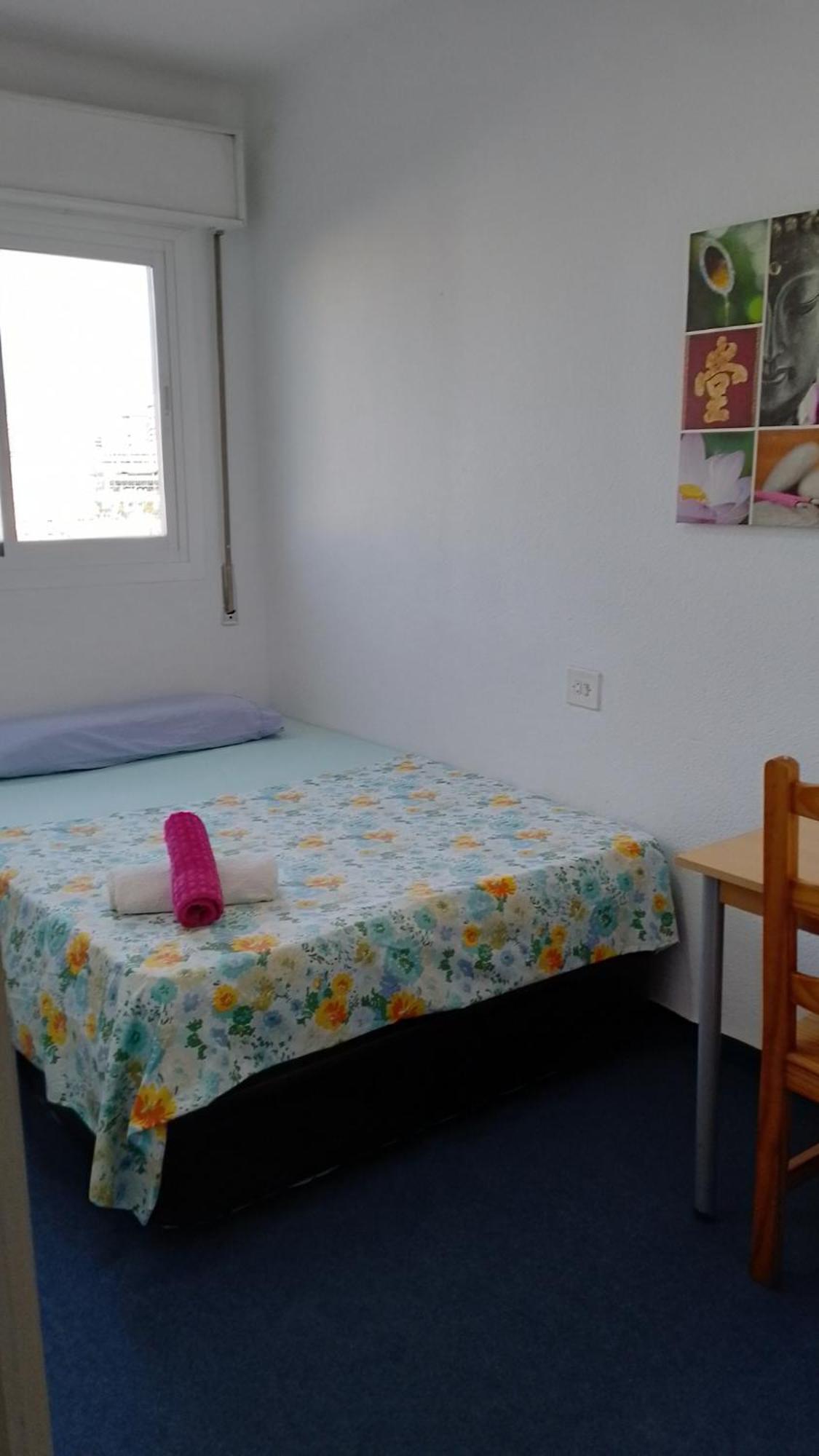 Habitacion Privada Centro Malaga Cerca Tren Maria Zambrano Y Playa Muy Buena Conexion Wifi Dış mekan fotoğraf